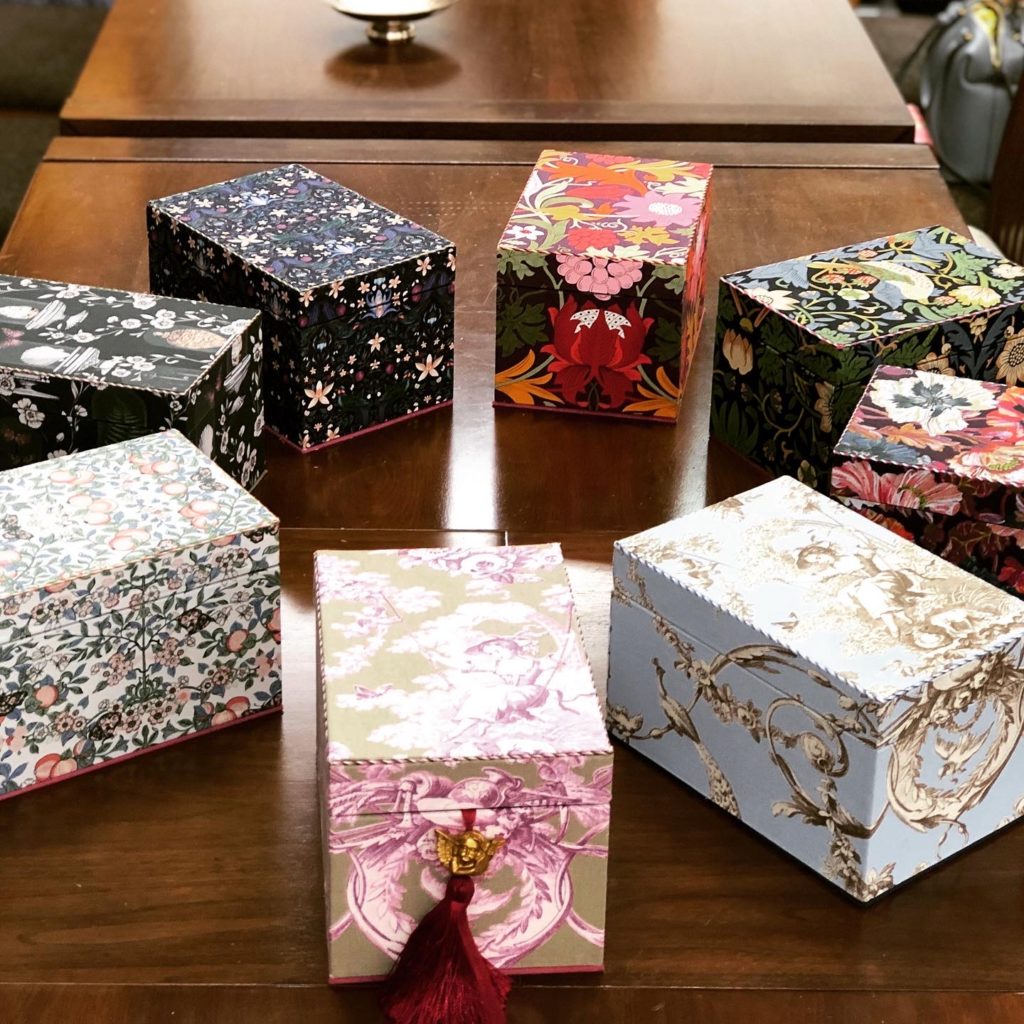 【カルトナージュ茶箱x呈茶ワークショップのご案内】 モダンスタイル茶道